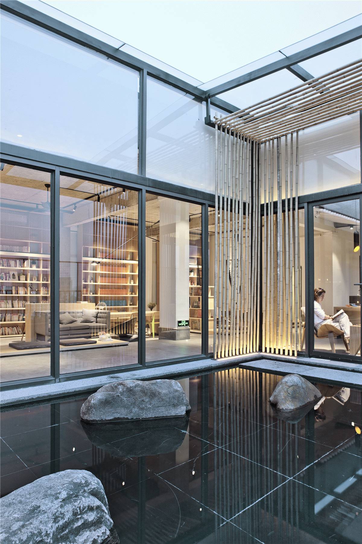 隱于繁華都市間，云初空間新中式裝修設(shè)計(jì)