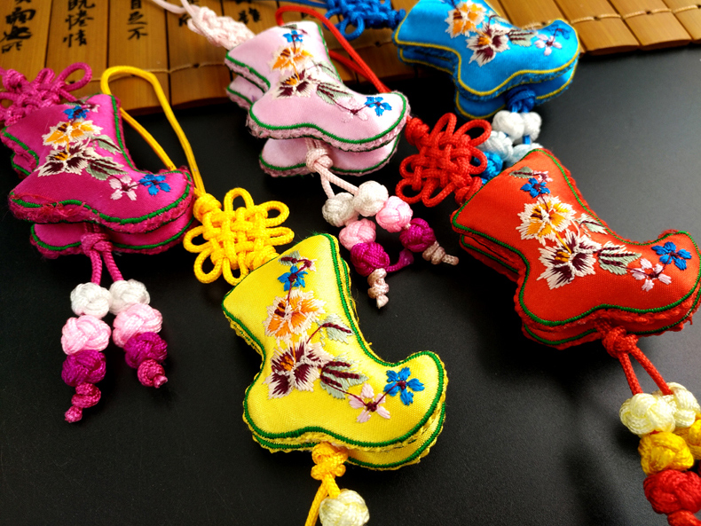 家佳樂文學刺繡紀念品繡花香包掛件