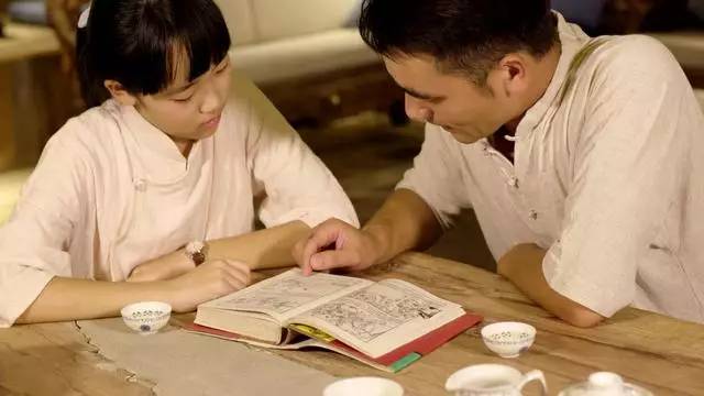 尋·尋客棧，一家超大藏書閣民宿設(shè)計(jì)