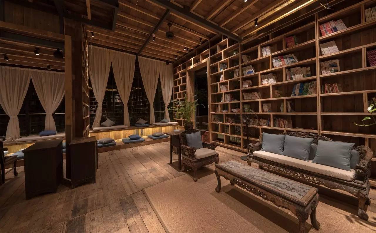 尋·尋客棧，一家超大藏書(shū)閣民宿設(shè)計(jì)