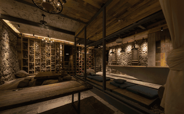 尋·尋客棧，一家超大藏書閣民宿設計