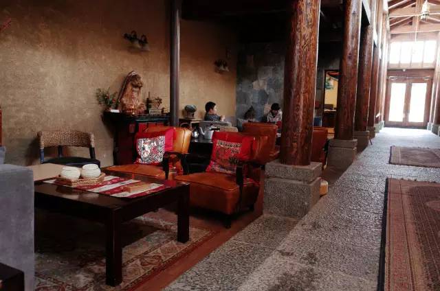 “尼倉(cāng)”——阿若康巴· 南索達(dá)莊園