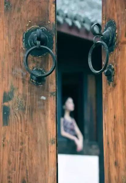 慈舍，悲喜隱去慈從舍生