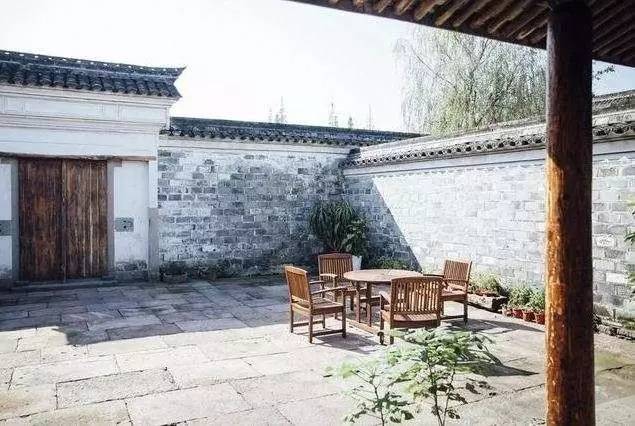 慈舍，悲喜隱去慈從舍生