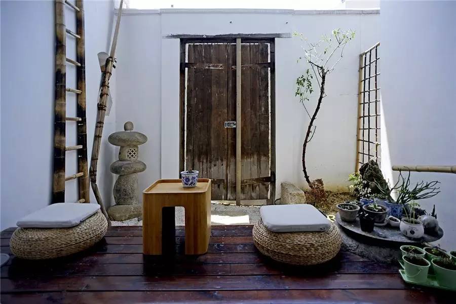 小日子生活館，選一本書過(guò)自己的生活方式