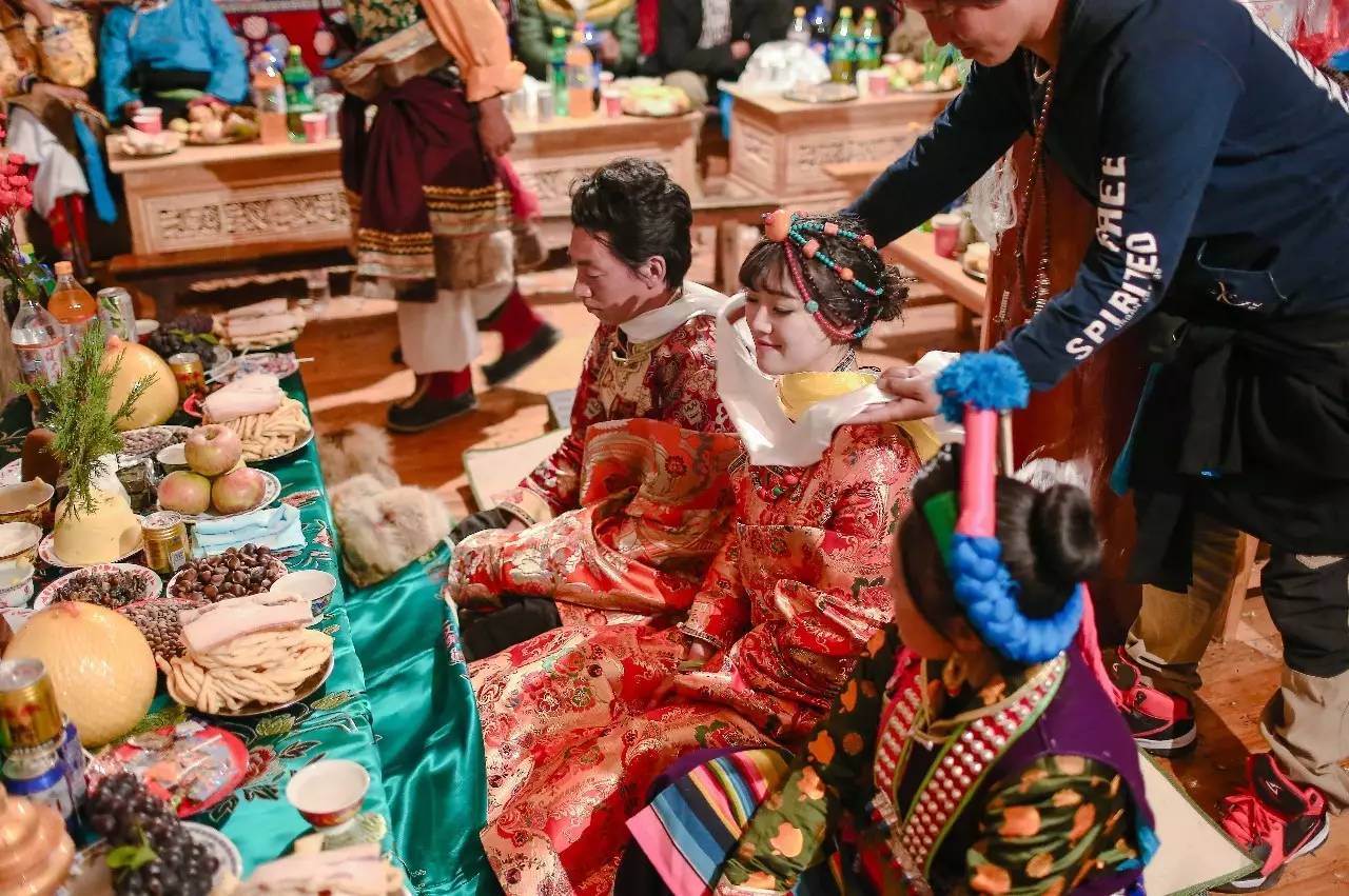 藝棧藏式客棧，我在等風(fēng)也在等你