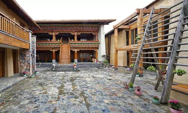 香格里拉非梵之宿，帶著你走茶馬古道