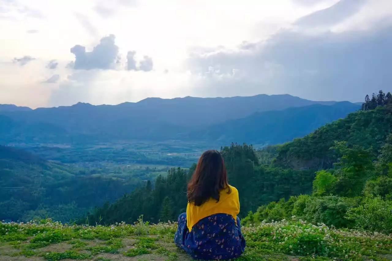 南屏喜舍民宿，從南方飛入徽州白墻灰瓦的歸燕