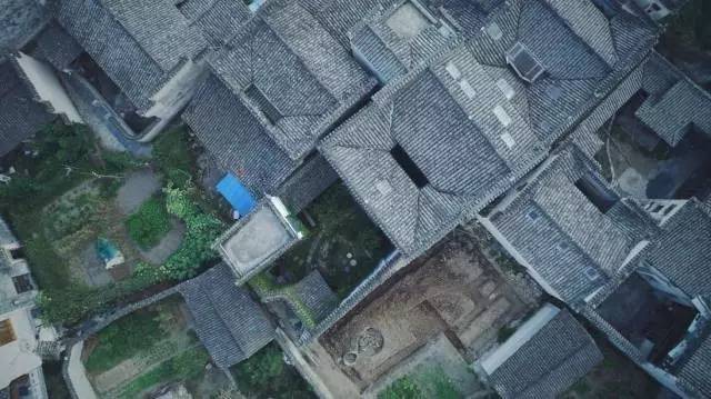 南屏喜舍民宿，從南方飛入徽州白墻灰瓦的歸燕