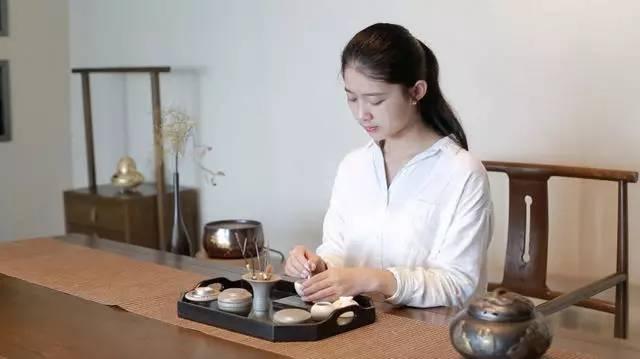 中式熏香，傳播中式香道