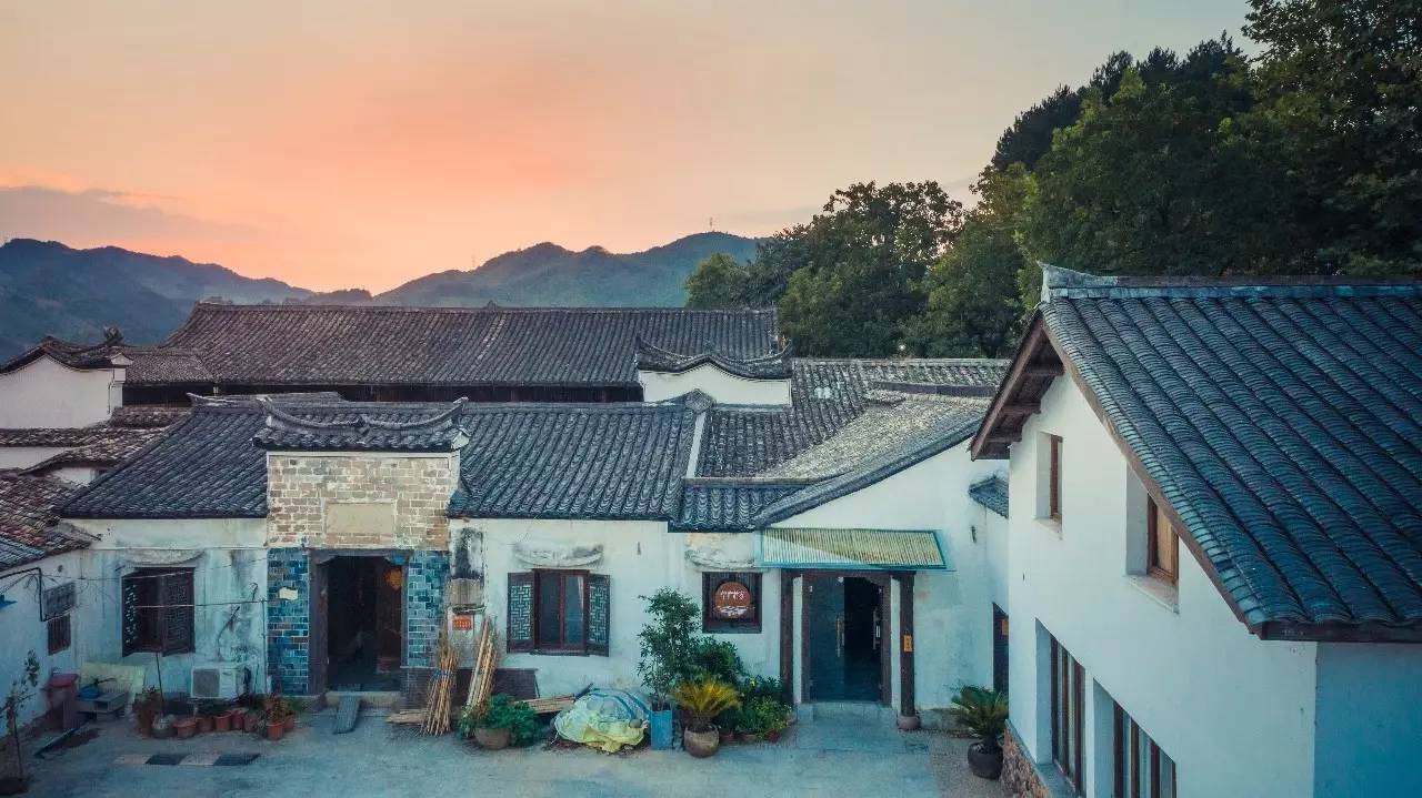 卓廬若家民宿，體味百年老宅的韻味