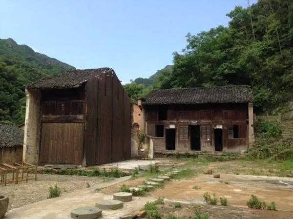 不舍·野馬嶺中國村民宿，樂在其中不忘初心