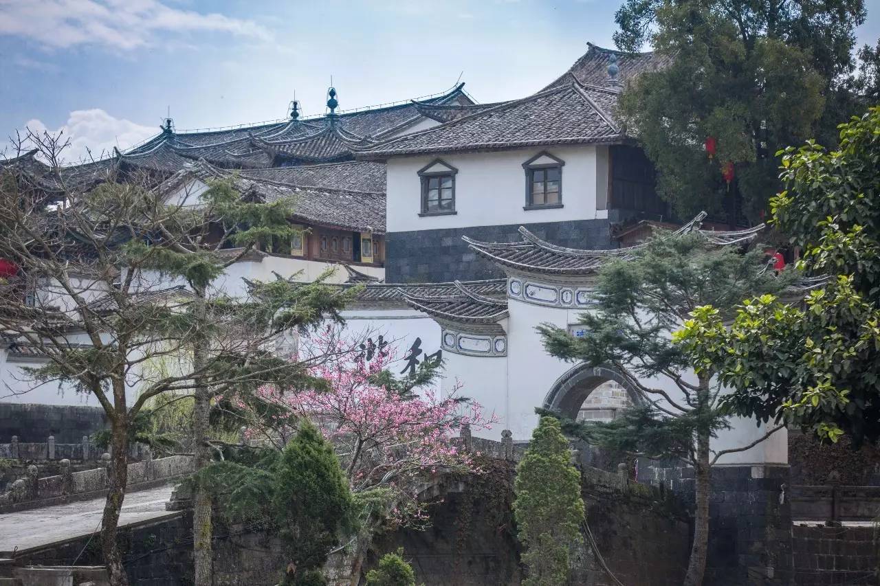 山居秋暝民宿，在大龍井古鎮(zhèn)體驗民族文化