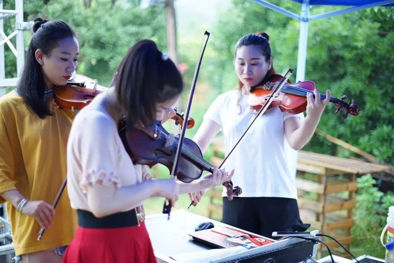 在小筑沐野民宿，不被年齡定義和束縛活出自己