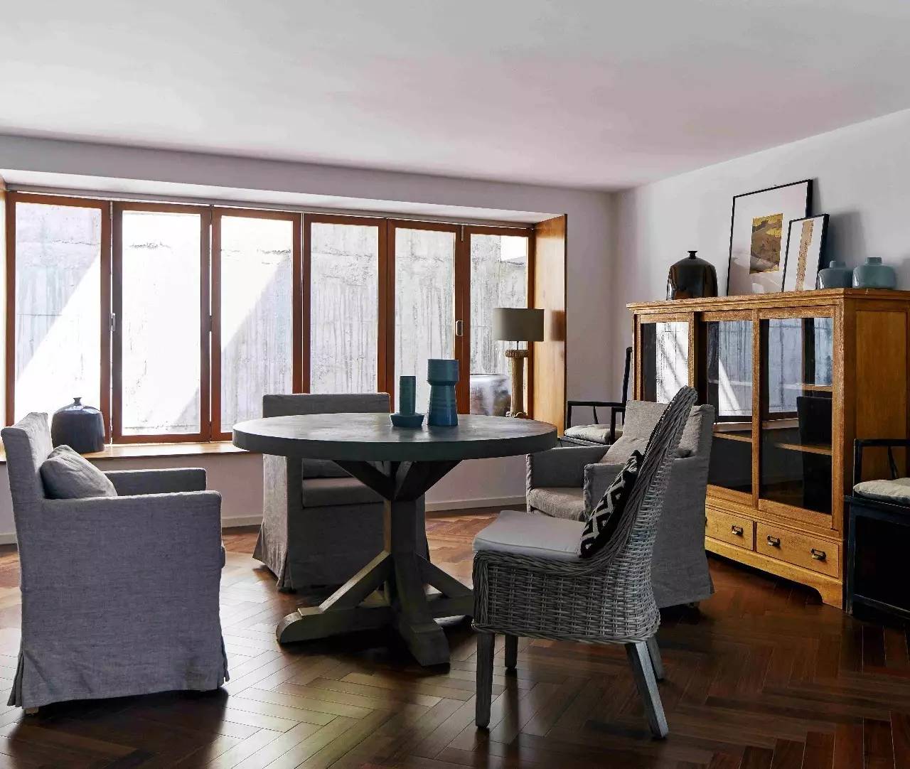 大理浥塵客舍，在山水間觀洱海日出望蒼山之巔