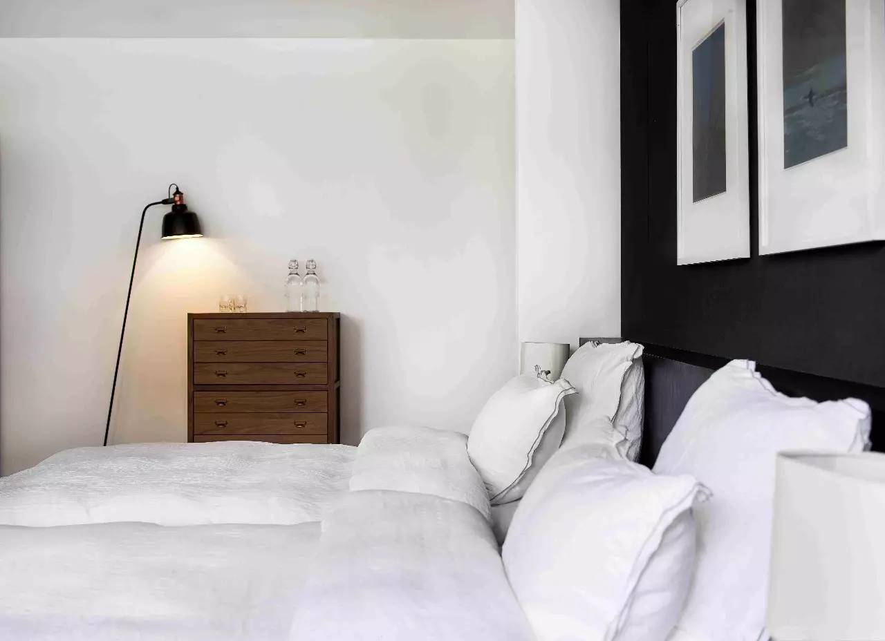 大理浥塵客舍，在山水間觀洱海日出望蒼山之巔