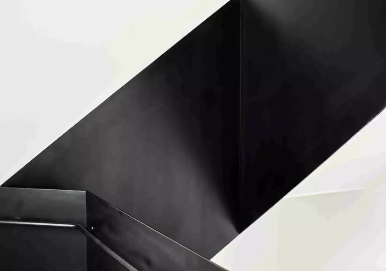 大理浥塵客舍，在山水間觀洱海日出望蒼山之巔