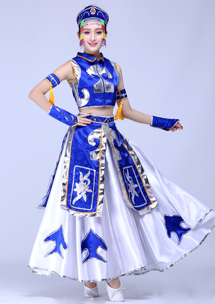 高貴典雅的蒙古族少數民族服裝