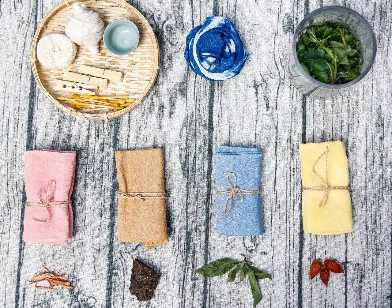 大理既下山，天光云影共徘徊