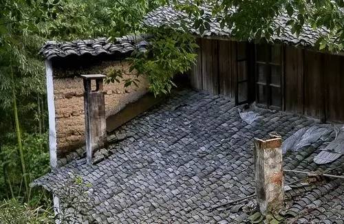 客堂間莫干山民宿，隱居深山聆聽自然