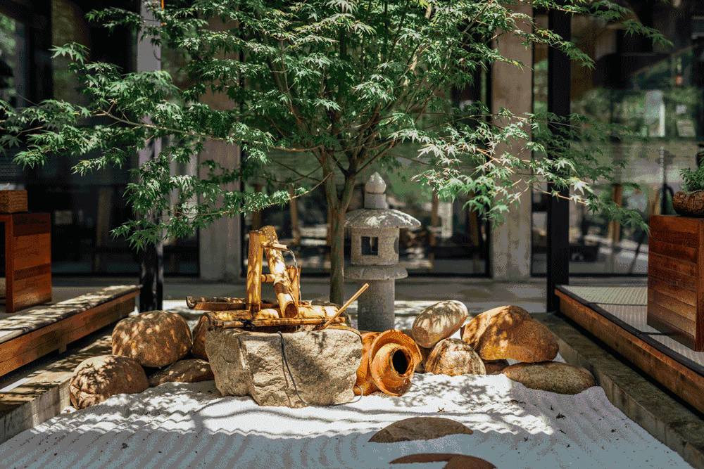 一宿·山麓之庭，一個(gè)充滿禪意山下庭院