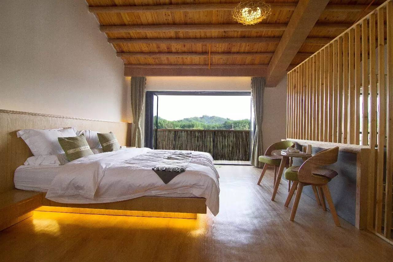 天堂山鄉(xiāng)愛樹民宿，古色古香的童話小鎮(zhèn)