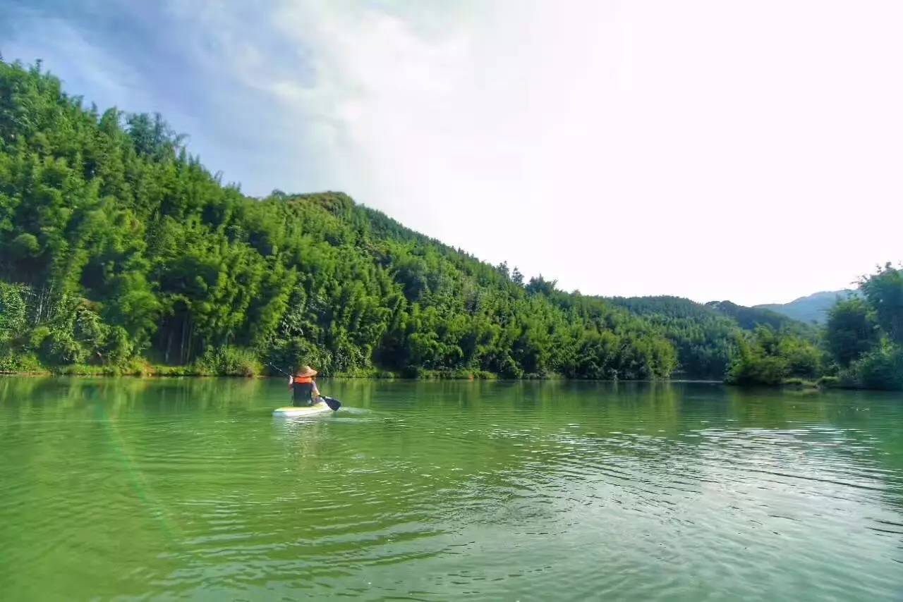 天堂山鄉(xiāng)愛樹民宿，古色古香的童話小鎮(zhèn)