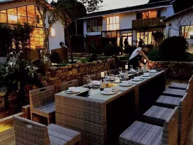 天堂山鄉(xiāng)愛樹民宿，古色古香的童話小鎮(zhèn)