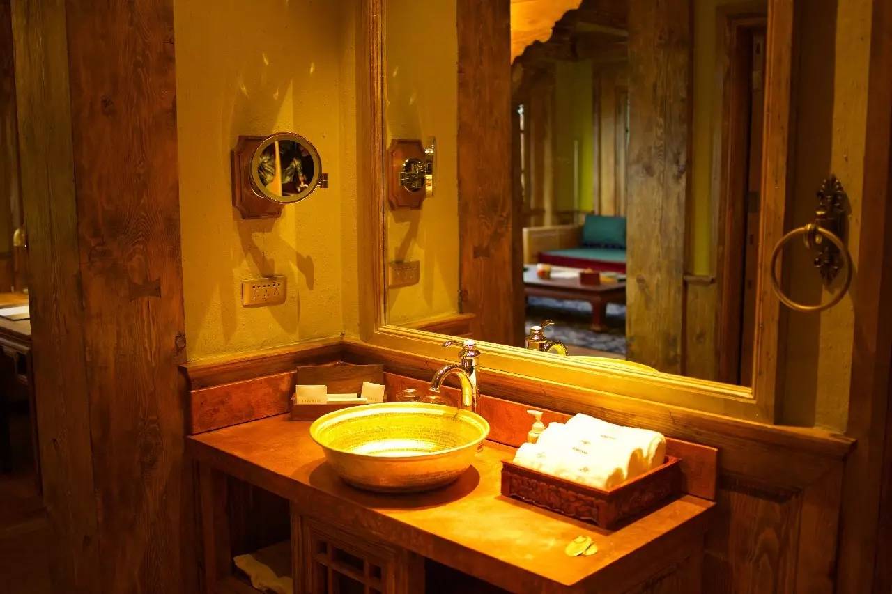 拉薩曲吉林卡，在世界之顛的圣城感受藏族文化