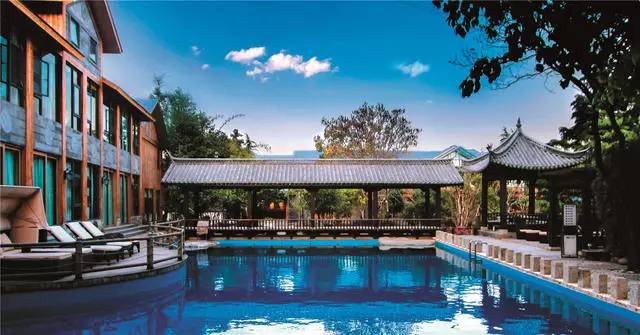 融居·銀箔泉，來銀箔泉邊喝茶看蒼山洱海