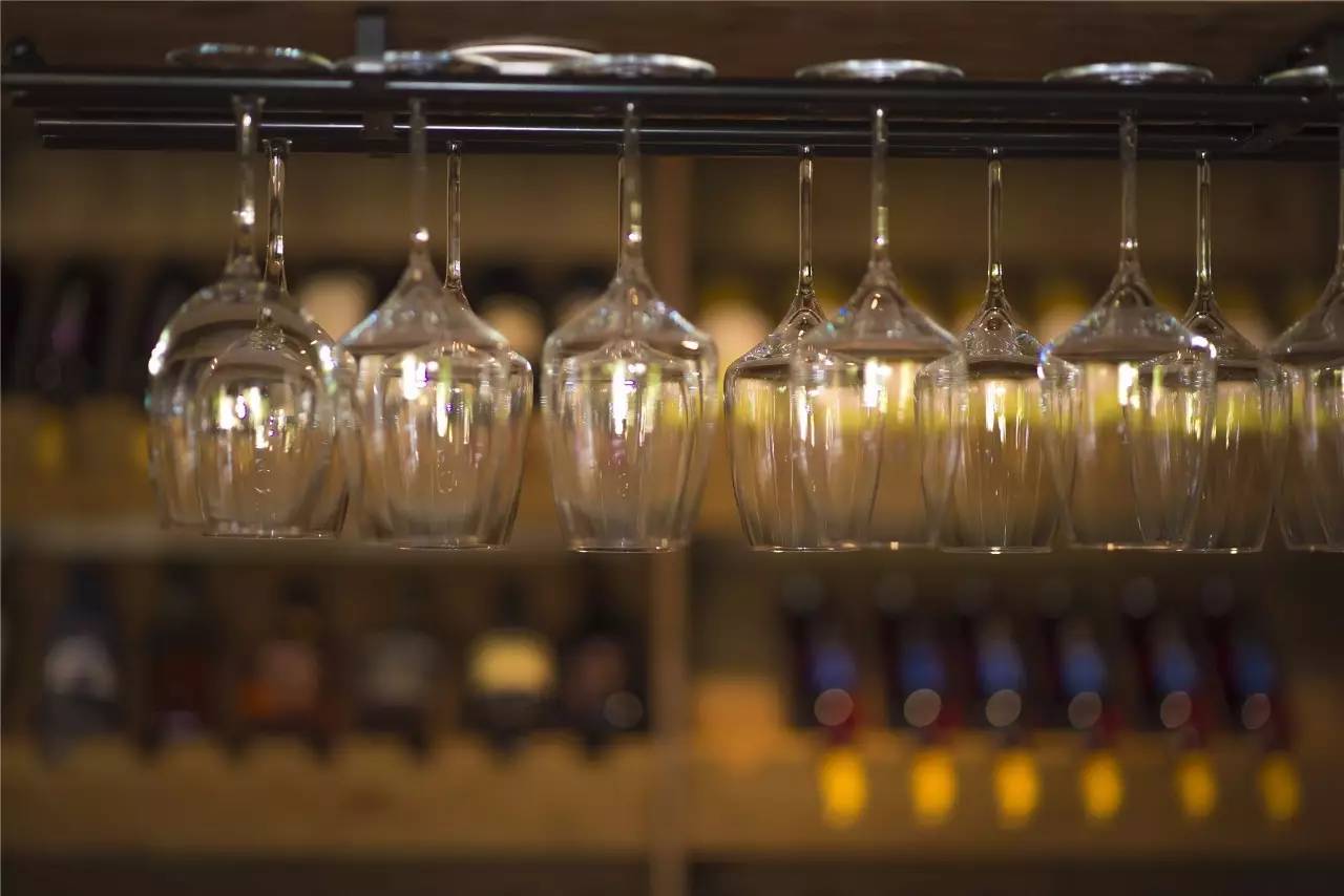 融居·銀箔泉，來(lái)銀箔泉邊喝茶看蒼山洱海