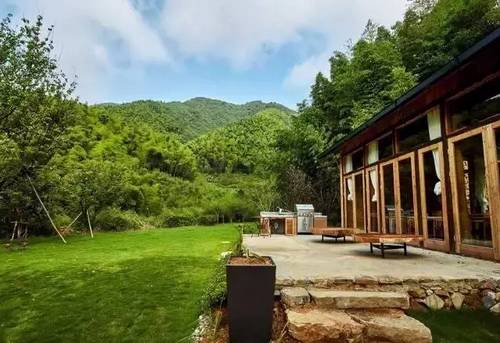 桐廬山中傳奇艾弗德堡藝社，打造一個藝術(shù)村落