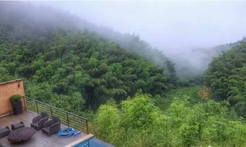 桐廬山中傳奇艾弗德堡藝社，打造一個藝術村落