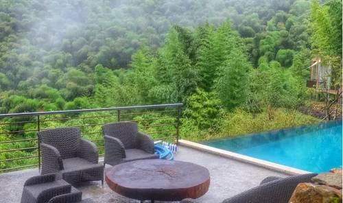 桐廬山中傳奇艾弗德堡藝社，打造一個藝術村落