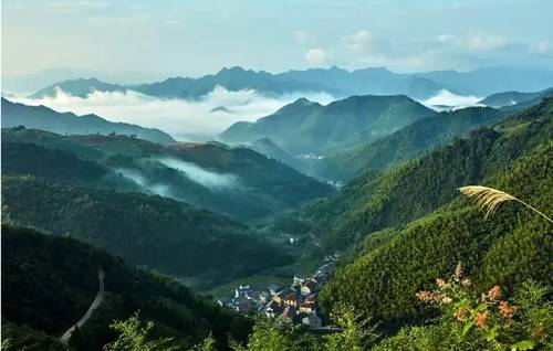 桐廬山中傳奇艾弗德堡藝社，打造一個藝術(shù)村落