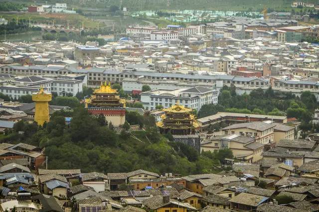 天空之城南杉藝術(shù)酒店，在月光之城尋找探索