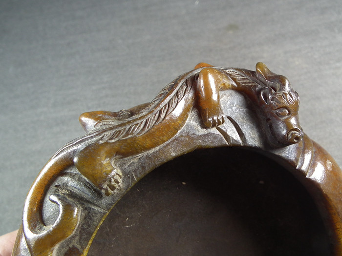 清代老角質浮雕雙螭龍大水盂