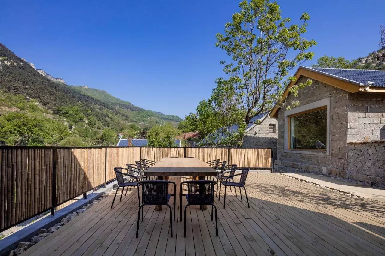 沂蒙山舍，呼吸大自然“臥聽松嘯 伴山而眠”