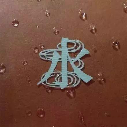 當(dāng)傳統(tǒng)剪紙遇到古詩(shī)詞，怎一個(gè)“美”字了得