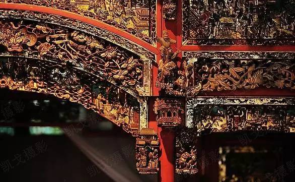 種類繁多的木材質(zhì)古老中式床，不一樣的風(fēng)情!