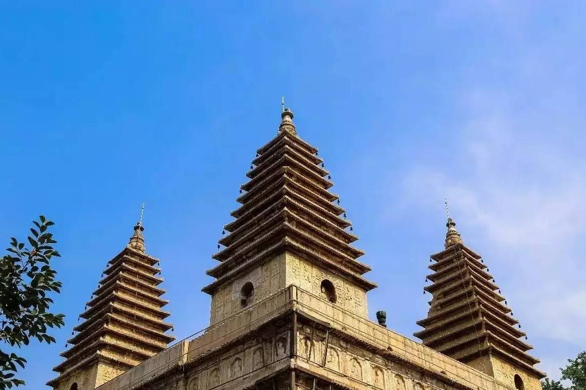 種類繁多的中國(guó)佛塔，佛教文化博大精深