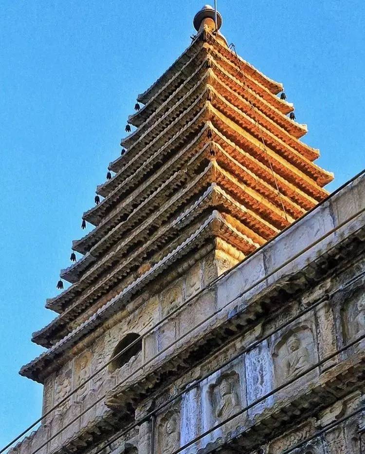 種類繁多的中國(guó)佛塔，佛教文化博大精深