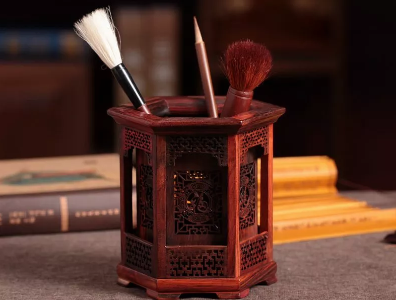 老撾大紅酸枝實(shí)木筆筒，紅木雕工藝品