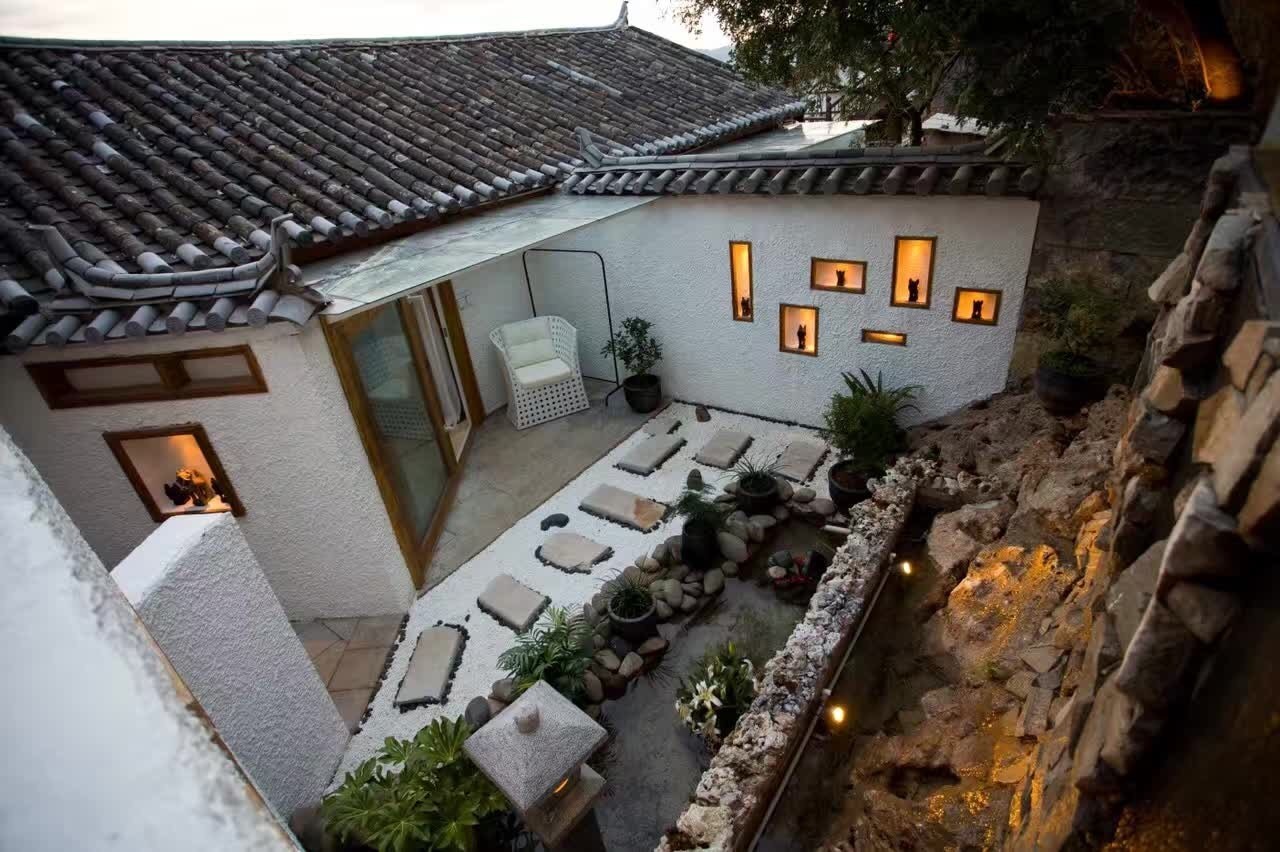 麗江束河聚寶齋民宿，告別曾經(jīng)邂逅未來的美麗