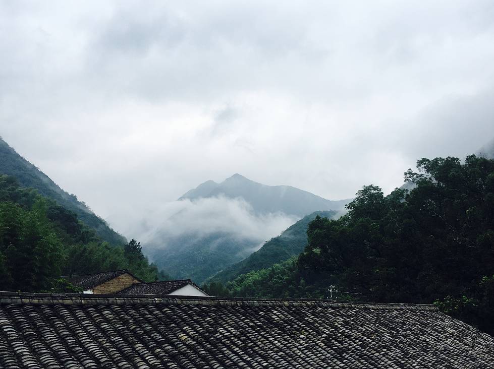 杭州·天方夜潭，給你一個「山脊之巔」的舞臺