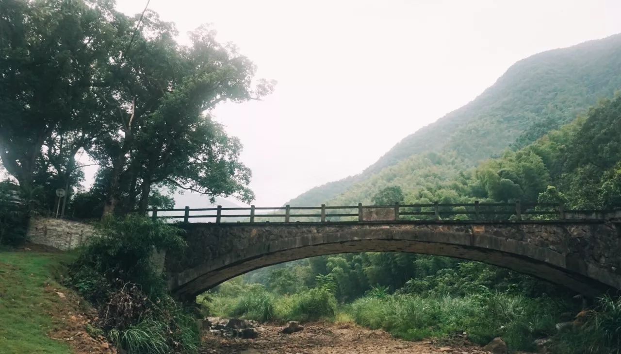 杭州·天方夜潭，給你一個(gè)「山脊之巔」的舞臺(tái)