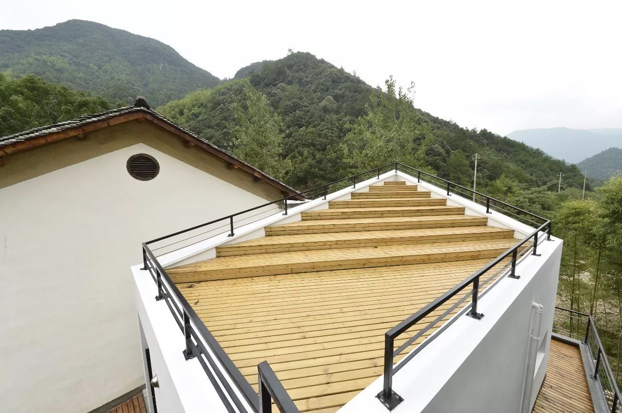 杭州·天方夜潭，給你一個「山脊之巔」的舞臺