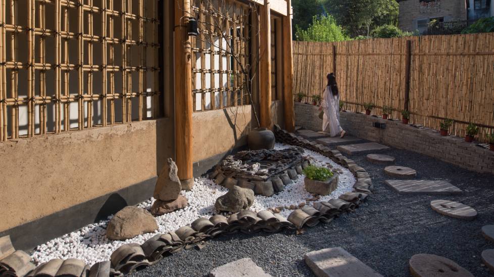 杭州·天方夜潭，給你一個「山脊之巔」的舞臺