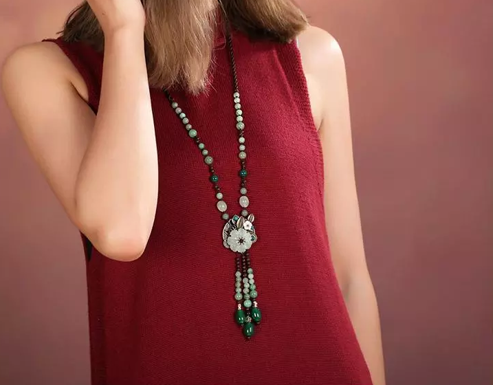 時(shí)尚家佳樂(lè)文學(xué)玉石項(xiàng)鏈精致古風(fēng)毛衣鏈?zhǔn)罪? src="/wenxue/d/file/bigpic/190404/04/13-1G001115009.png" style="height: 610px; width: 750px;" / data-Cnuv="nwkAhu"><br / data-6xir="E0QHD9">
	<img alt=