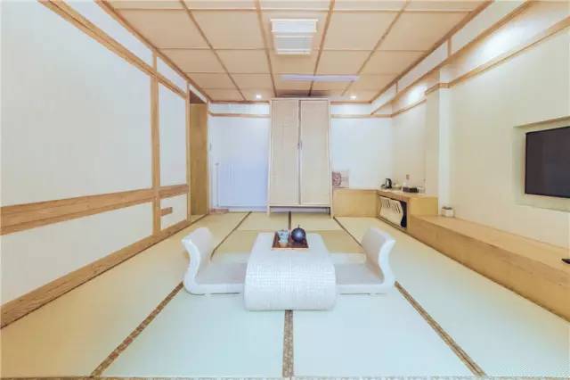 杭州·一色山墅，滿覺隴的月色喝茶散步都是雅事